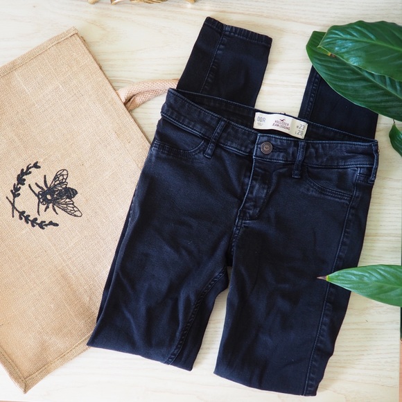 ✨ 2/$30 ✨ HOLLISTER Black Jeggings